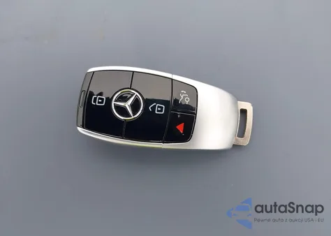 2019 Mercedes-Benz E 300 4Matic from USA, damaged, VIN WDDZF4KB6KA509024